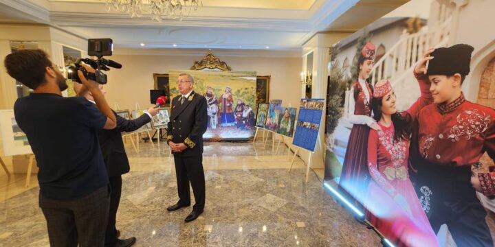 As part of the Reception in Istanbul, a photo exhibition “Mothers and children in national costumes” was presented